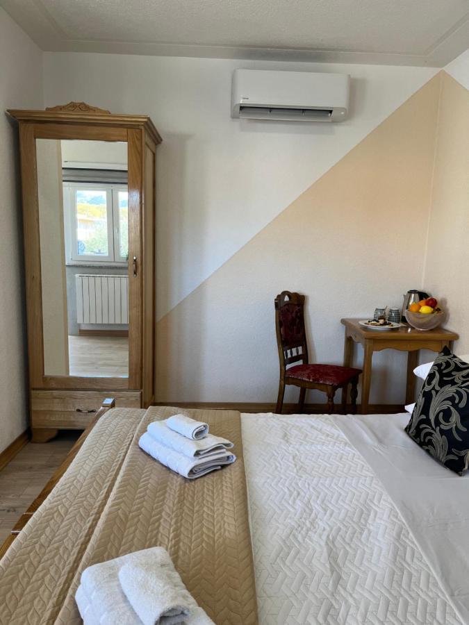 Mountain View Rooms Zadvarje Bagian luar foto