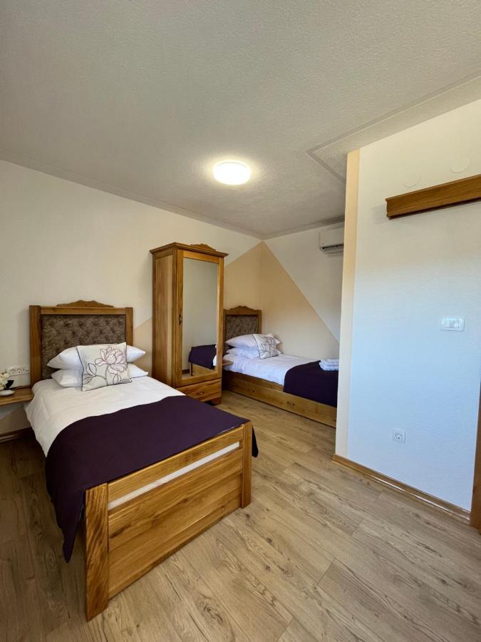Mountain View Rooms Zadvarje Bagian luar foto