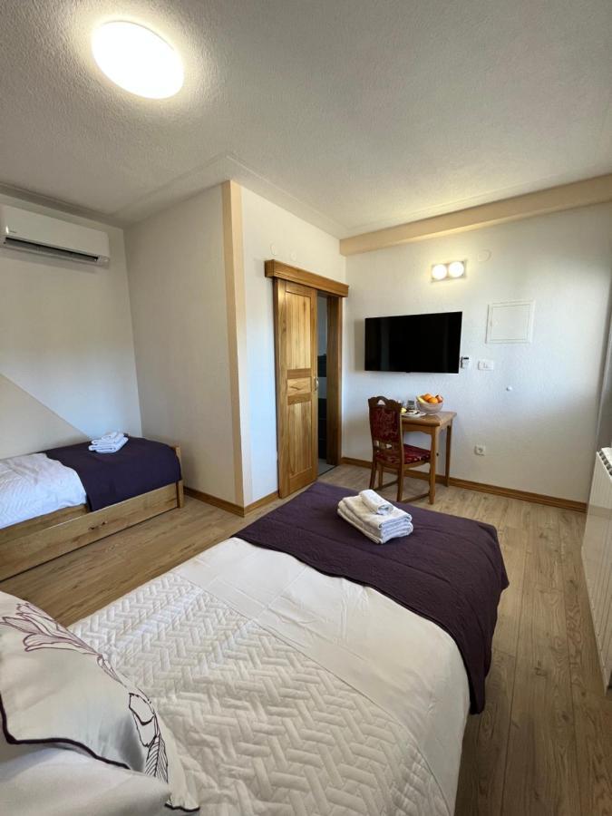 Mountain View Rooms Zadvarje Bagian luar foto